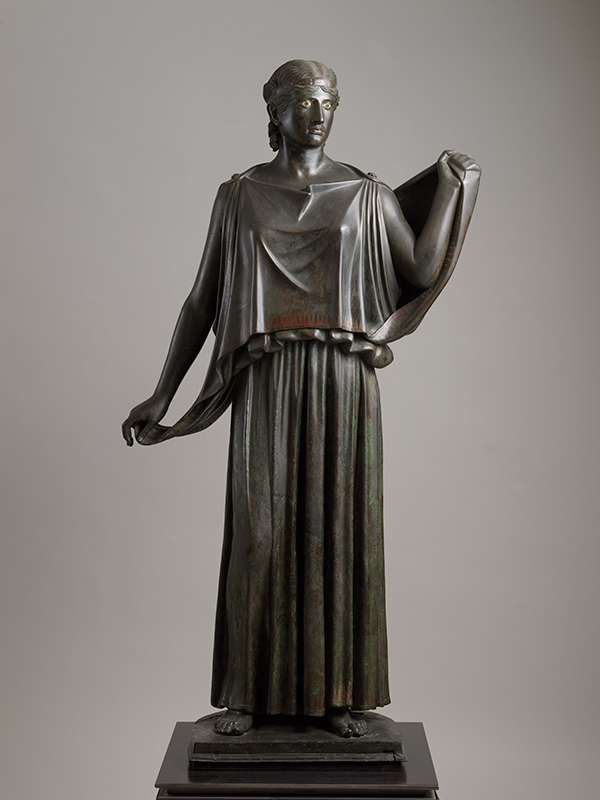 ペプロスを着た女性（通称「踊り子」）